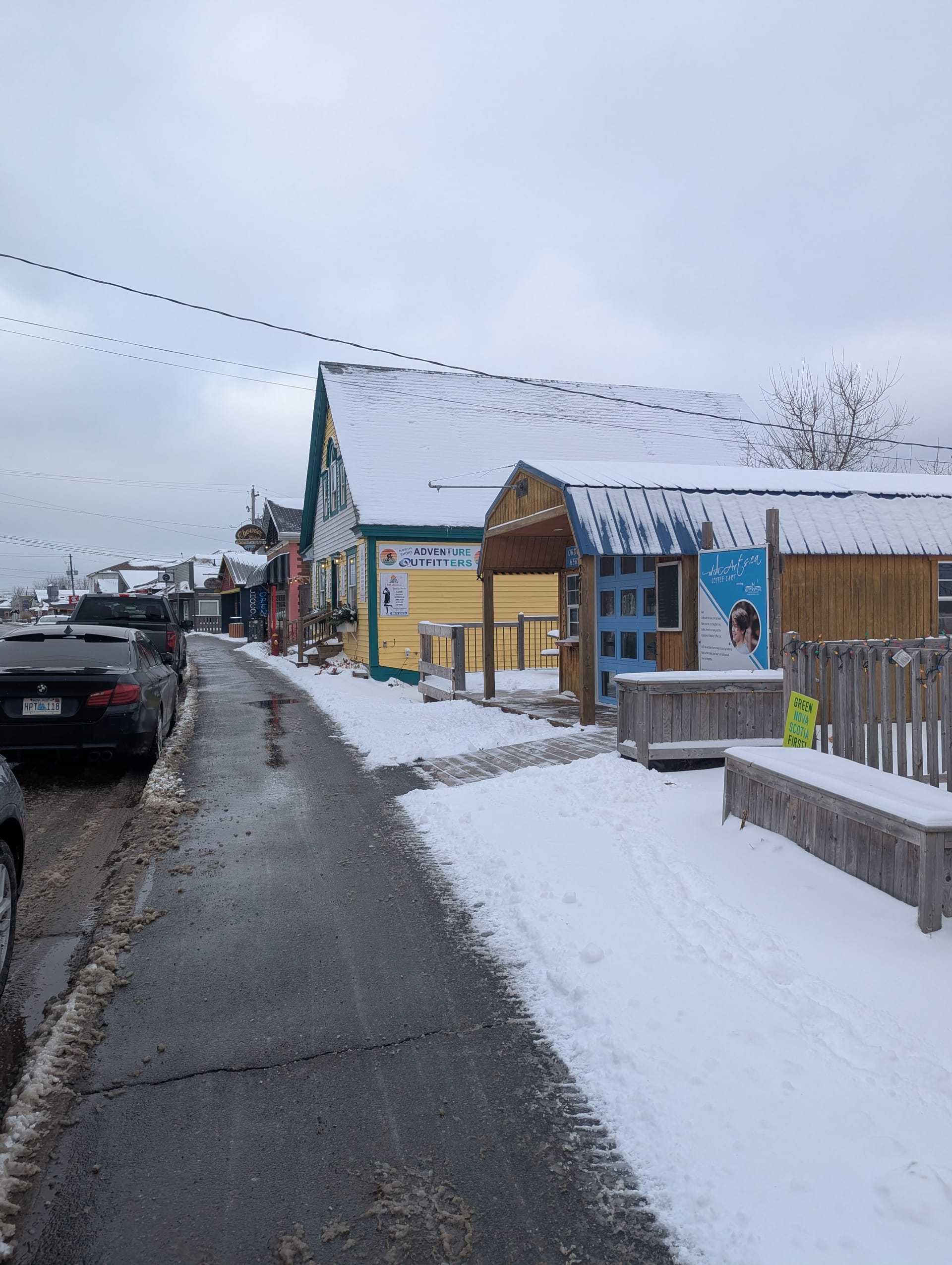 Everything You Need Nearby: A Guest Guide to Amenities Around Field and Fern